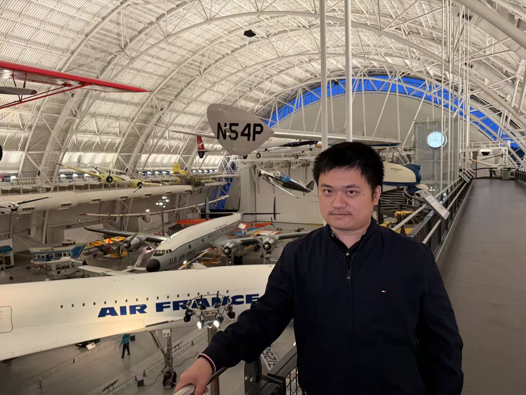 Zijiang visiting an aviation museum during his exchange in the United States